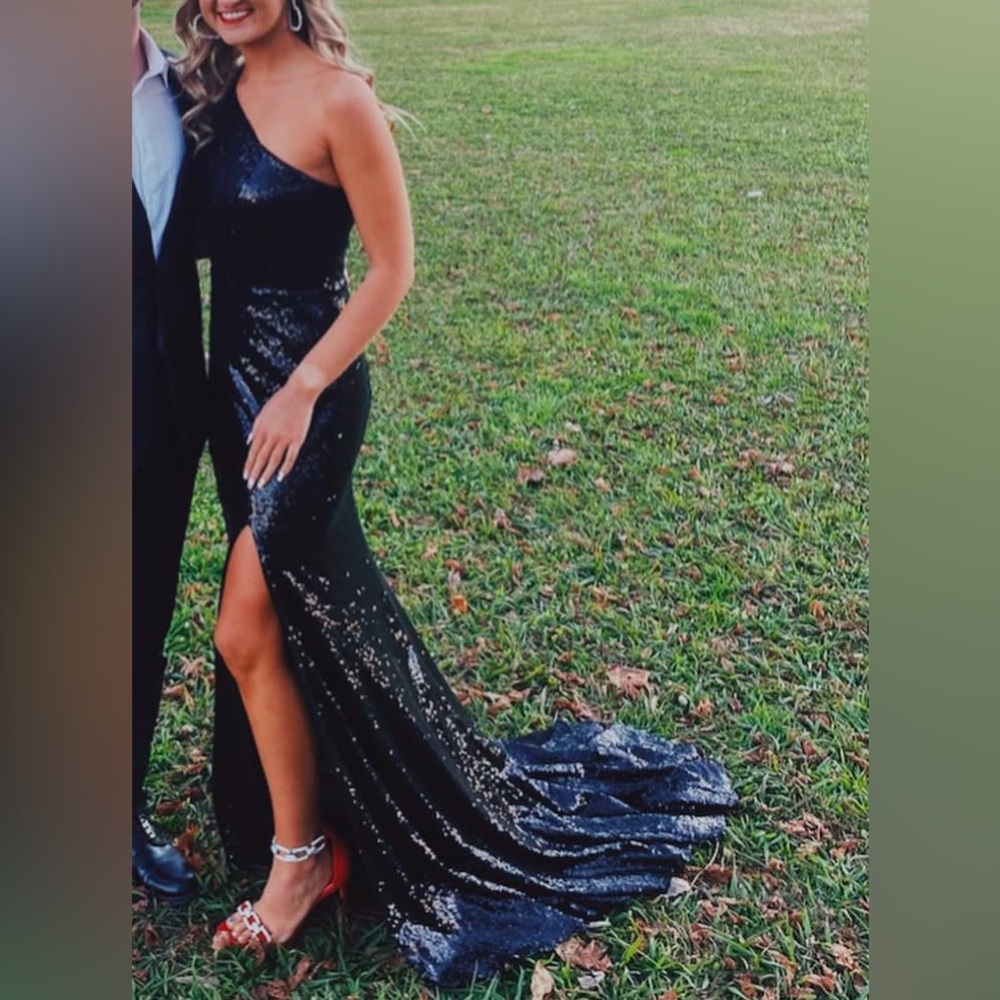 Black sequined prom dress size 2